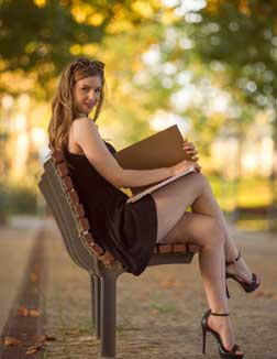 usha 22 year female call girls in Andheri